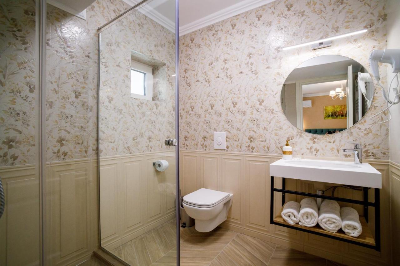 Pensiunea Casa Sturza บาเคา ภายนอก รูปภาพ
